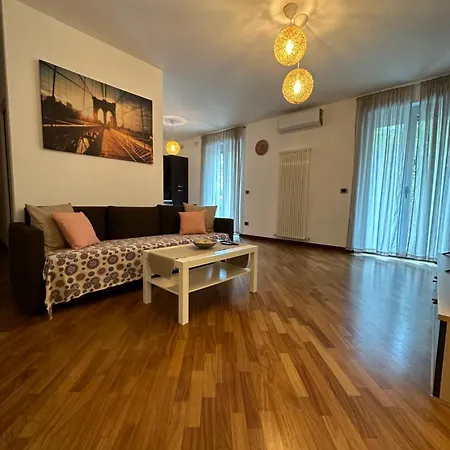 La Casa Di Yasmin_pescara Centro Lejlighed *